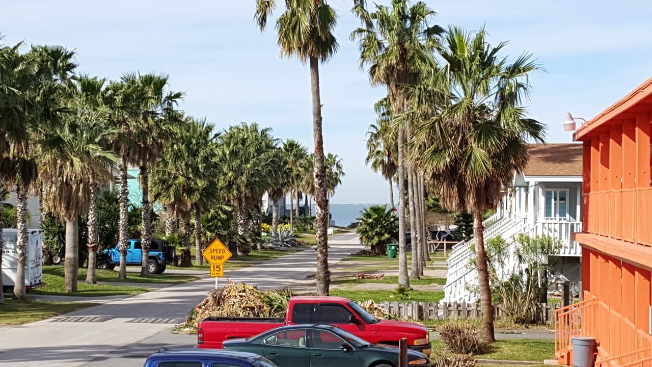 South Padre Inn サウス・パドリー・アイランド エクステリア 写真